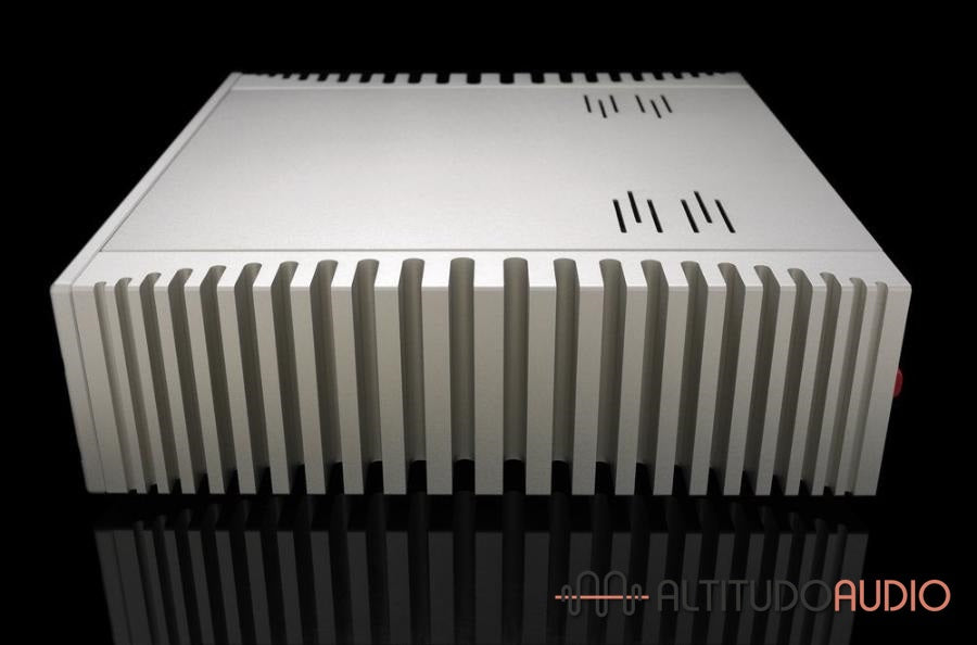 925 - Hybrid Integrated Amplifier