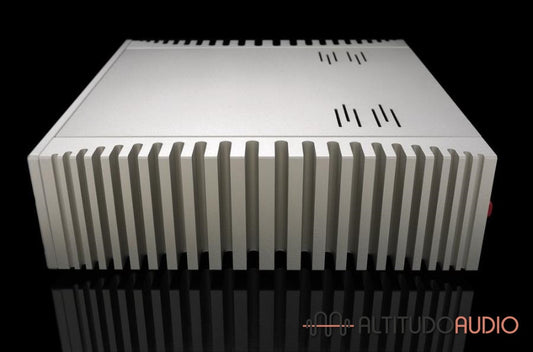 925 - Hybrid Integrated Amplifier