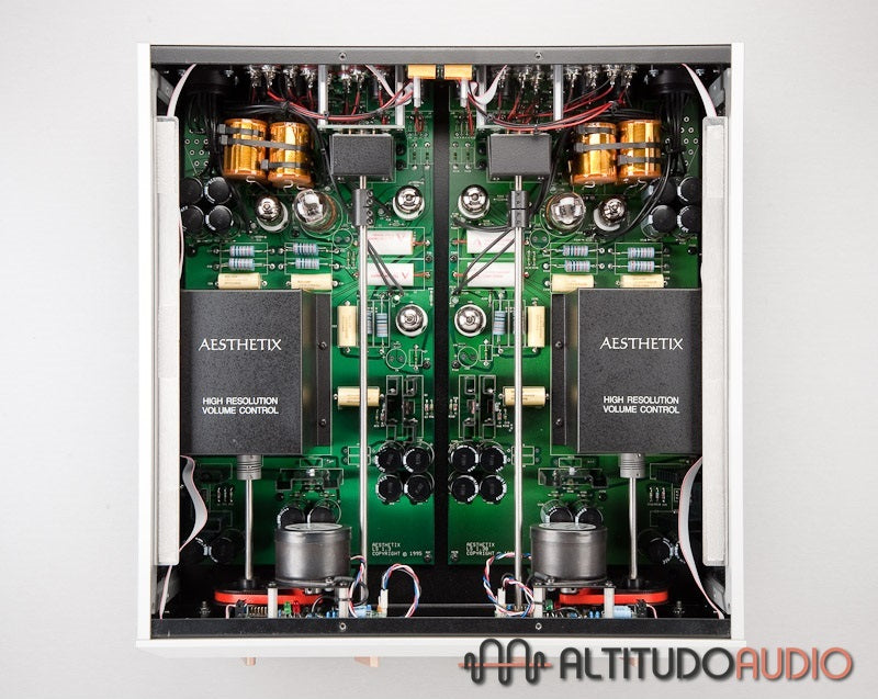 AESTHETIX CALLISTO ECLIPSE TUBE LINE STAGE PREAMPLIFIER
