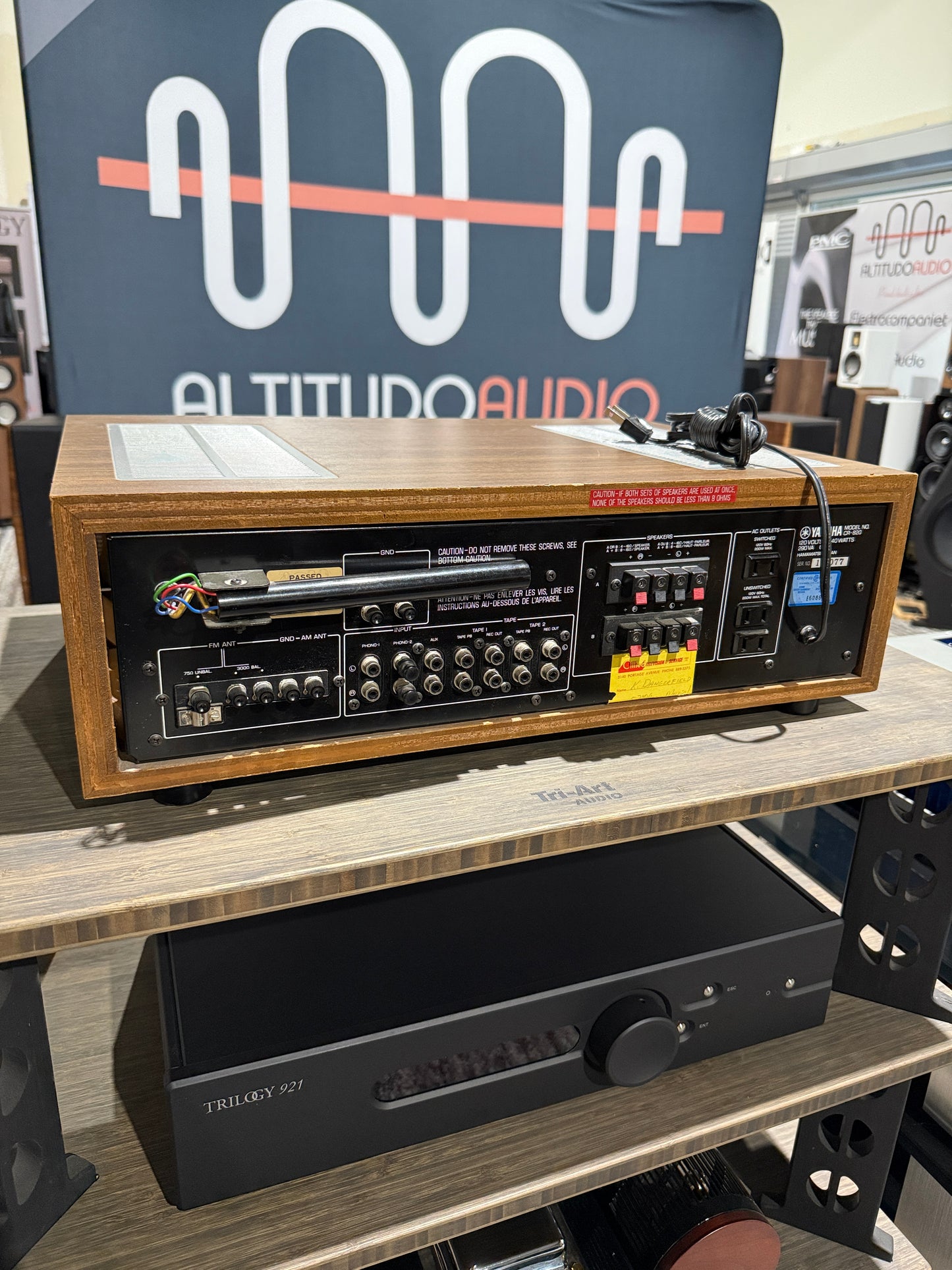 Yamaha CR-820 Integrated Amplifier (Pre-owned)