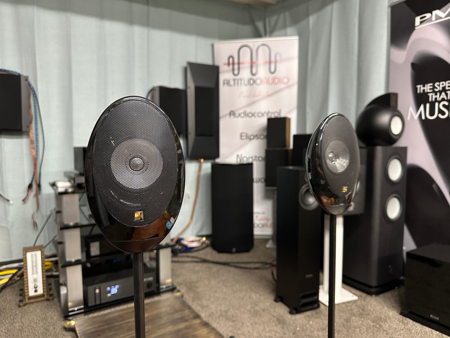 KEF Satellite Spkrs HTS1001.2 5.0 Surround Speaker Set (Pre-owned)