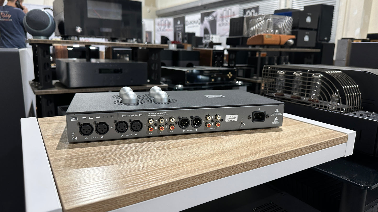 Schiit Freya + Preamp (Pre-owned)