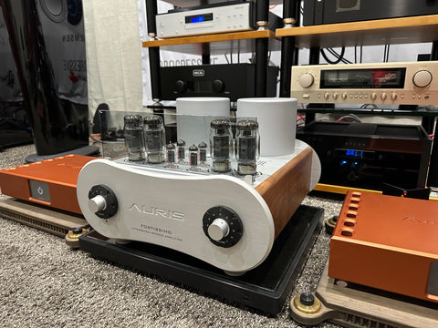 Auris Fortissimo Integrated Tube Amplifier (Pre-owned)