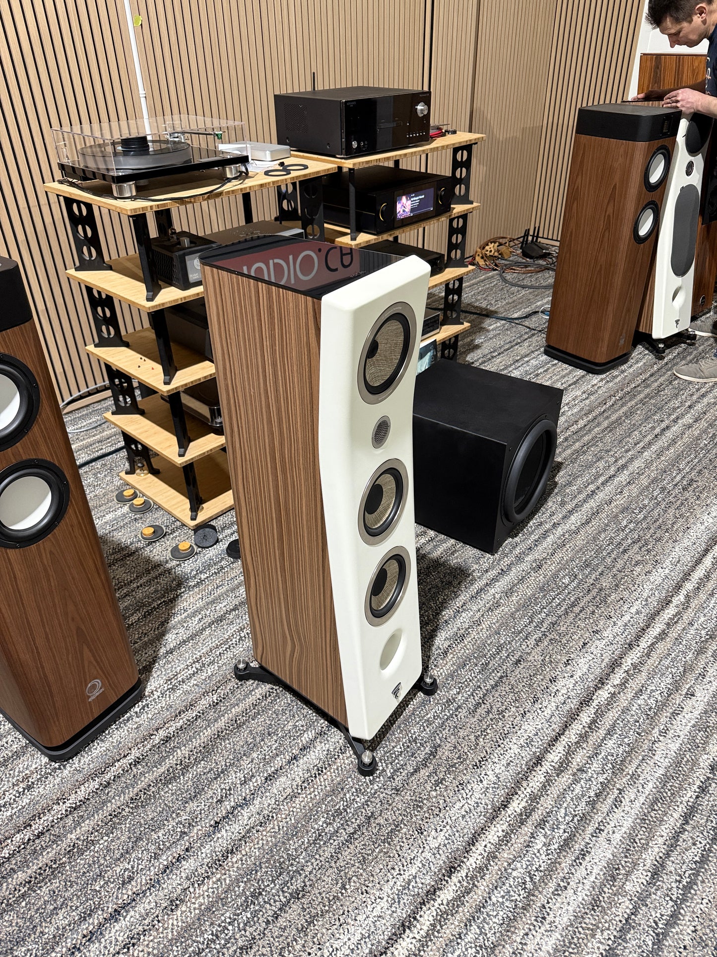 Focal Kanta N2 3-Way Floorstanding Speakers (Walnut) (Pre-Owned)