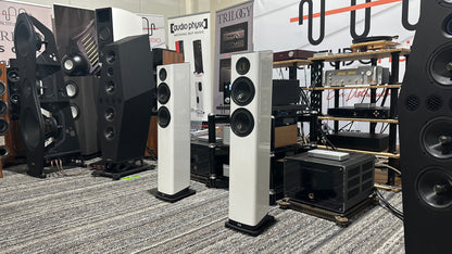 Vela FS407 6" 2.5-Way Floorstanding Speaker (Each)