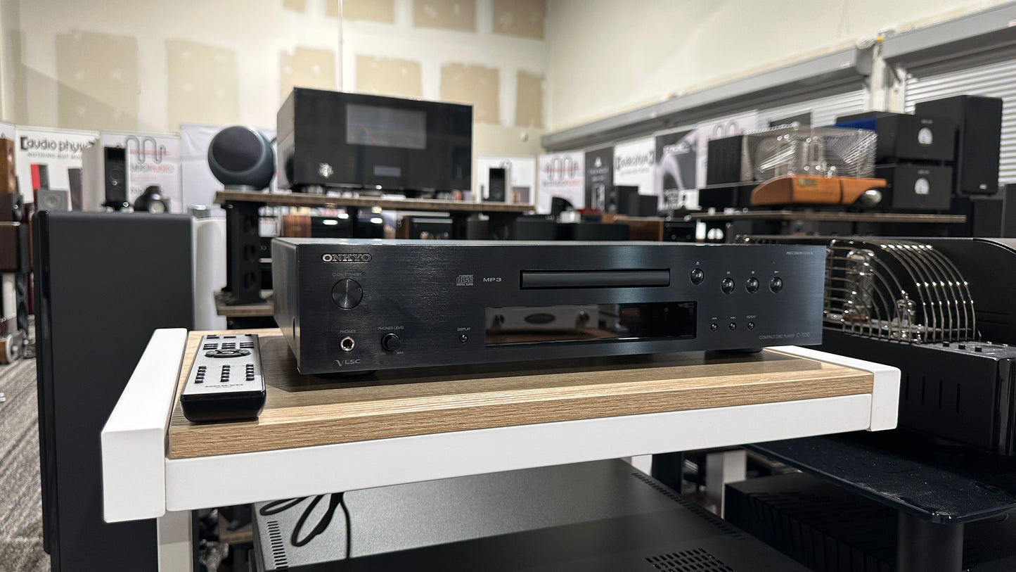 Onkyo C-7030 CD Player (Pre-owned)