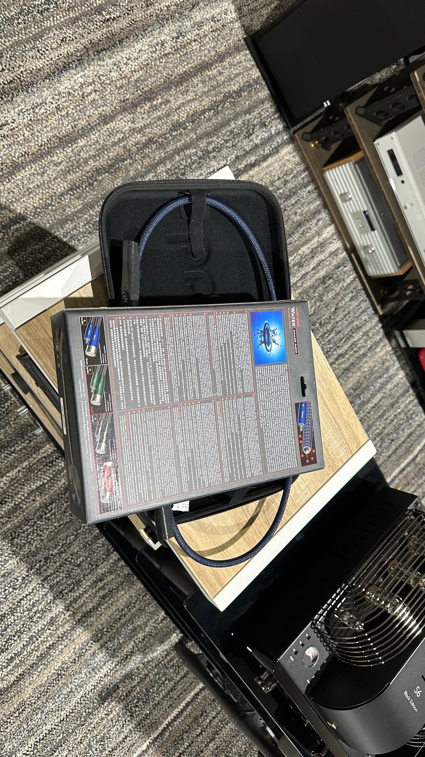 Audioquest Water RCA-RCA (1M) (Pre-Owned)