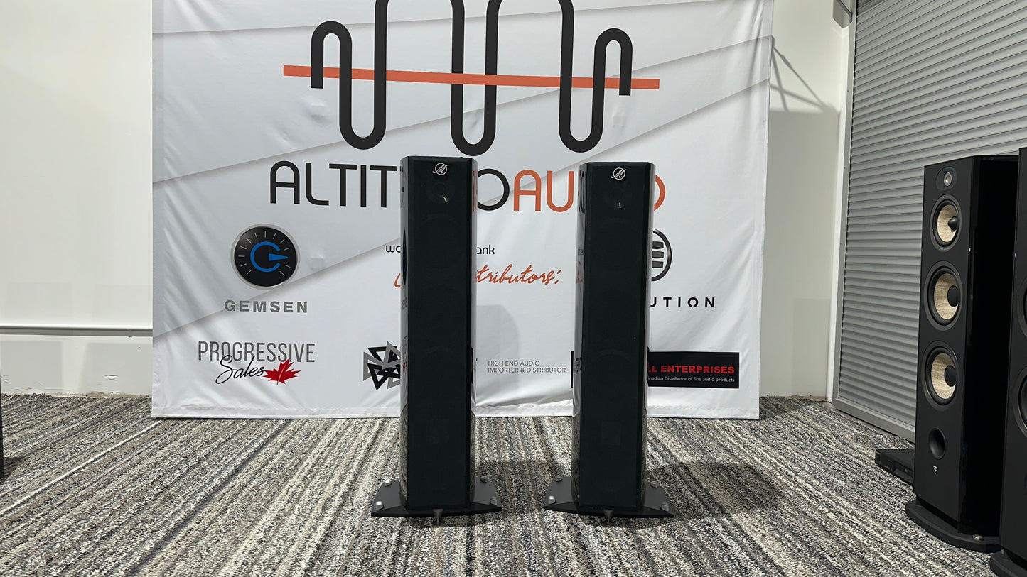 TRIANGLE MAGELLAN CELLO BLACK