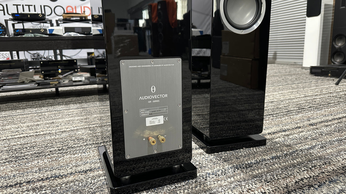 Audiovector QR 5 Floorstanding Speakers (Pre-Owned)