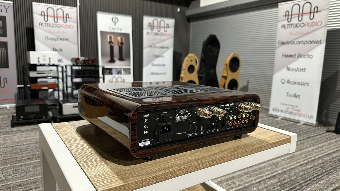 Peachtree Audio Nova 300 Integrated Amp / DAC (Pre-Owned)