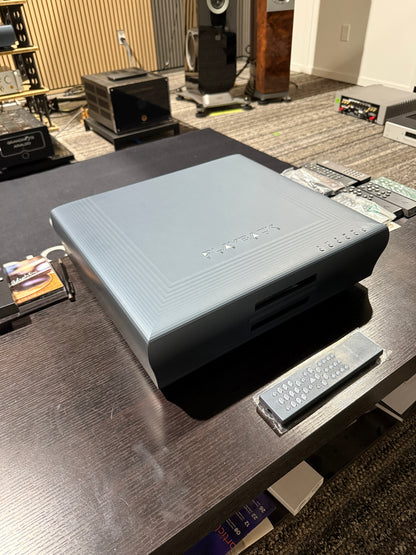 MPT-8 Dream CD Transport with Stream -X2 (Pre-Owned)
