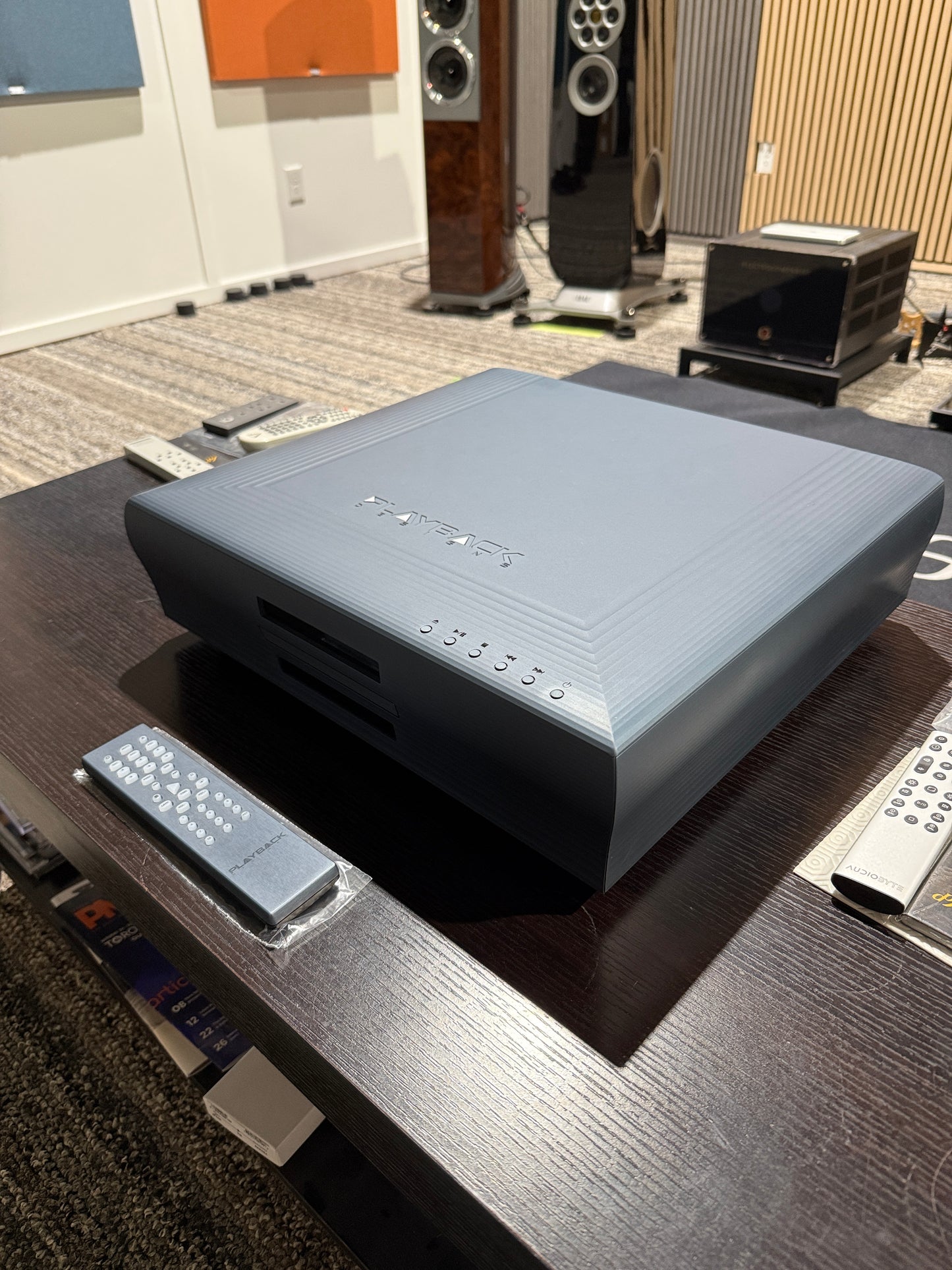 MPT-8 Dream CD Transport with Stream -X2 (Pre-Owned)