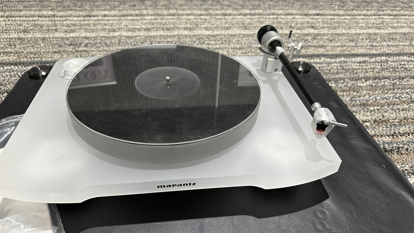 Marantz Reference Series TT-15S1 Manual belt-drive Turntable with cartridge (Pre-Owned)