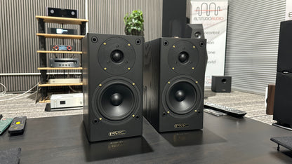 DB1 GOLD BOOKSHELF SPEAKERS - PAIR (Pre-Owned)