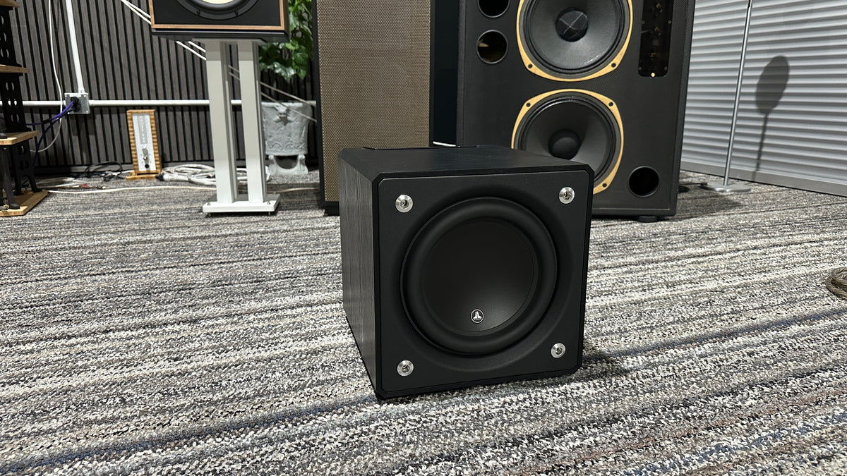 JL Audio  E-SUB E110 Subwoofer (Pre-Owned)