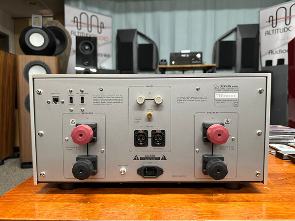 Luxman M-900u Power Amplifier (Pre-Owned)