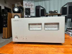 Luxman M-900u Power Amplifier (Pre-Owned)