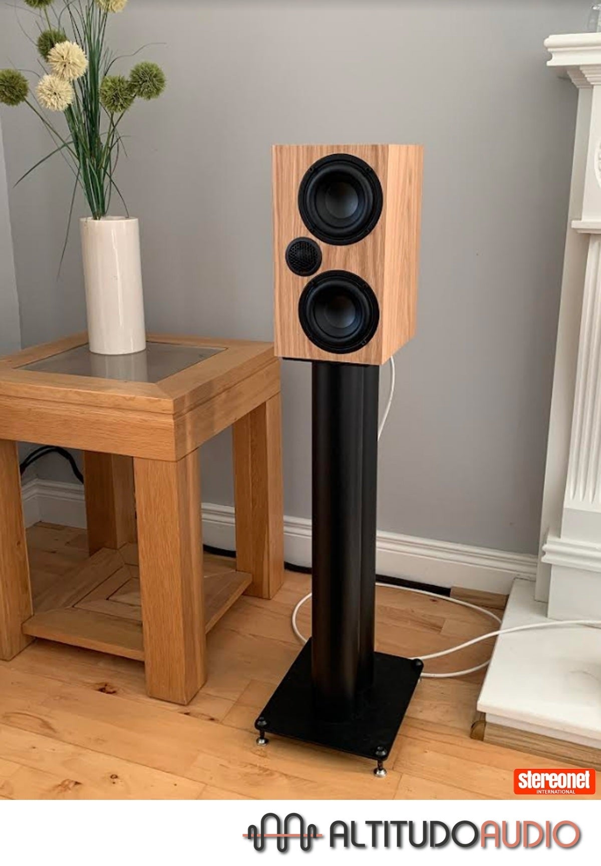 Mojo 2 Bookshelf Speakers