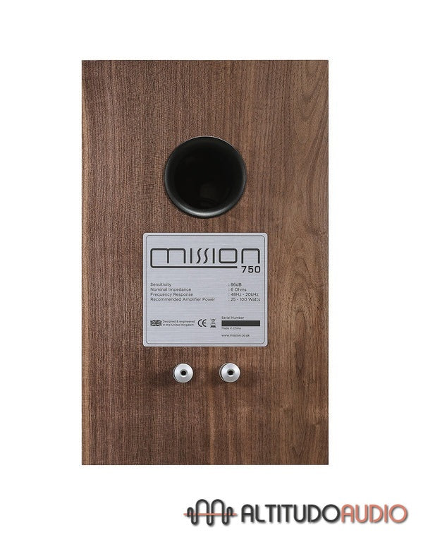 750 Bookshelf Speakers (Pair)